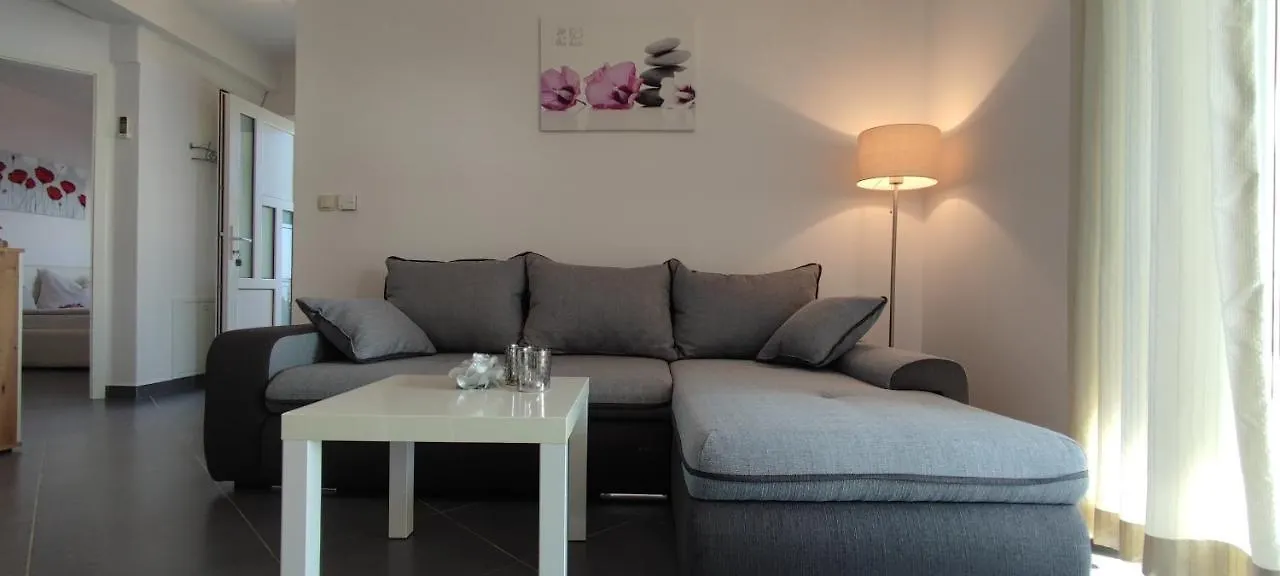 Apartment Kyra