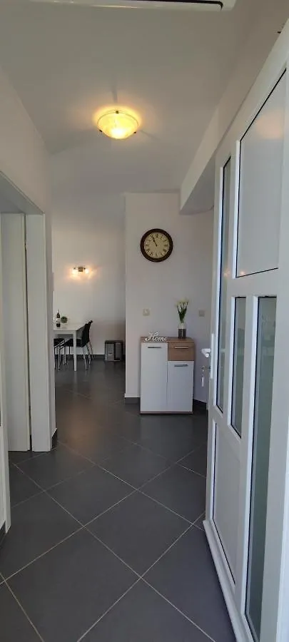 Apartment Kyra Lovran